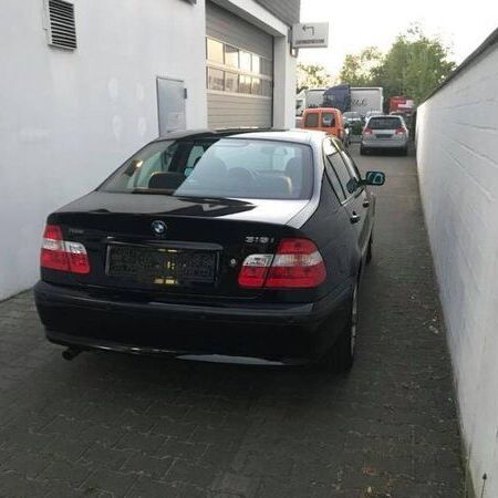 Fahrzeugaufbereitung von Experten bei Carfinishing in Menden